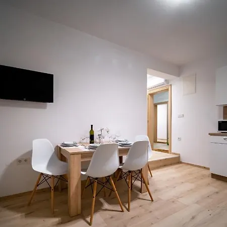 Apartments Arbis Lopar Exterior photo