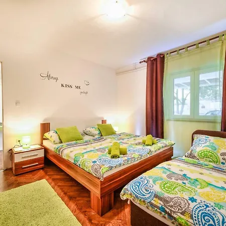 Apartments Arbis Lopar Exterior photo
