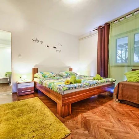 Apartments Arbis Lopar Exterior photo
