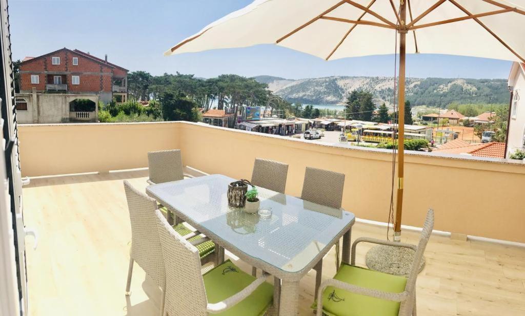Apartment Arbis Lopar