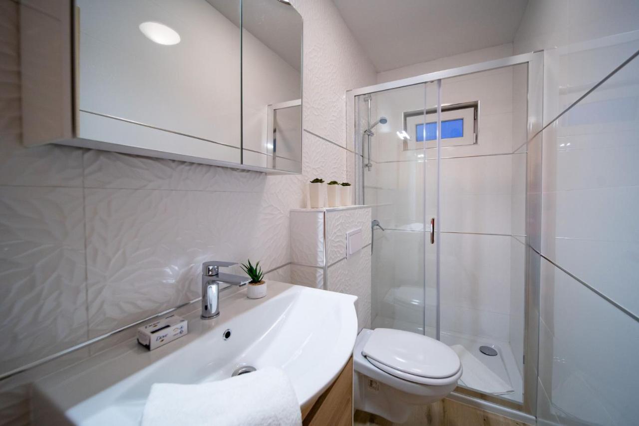 Arbis Apartment *