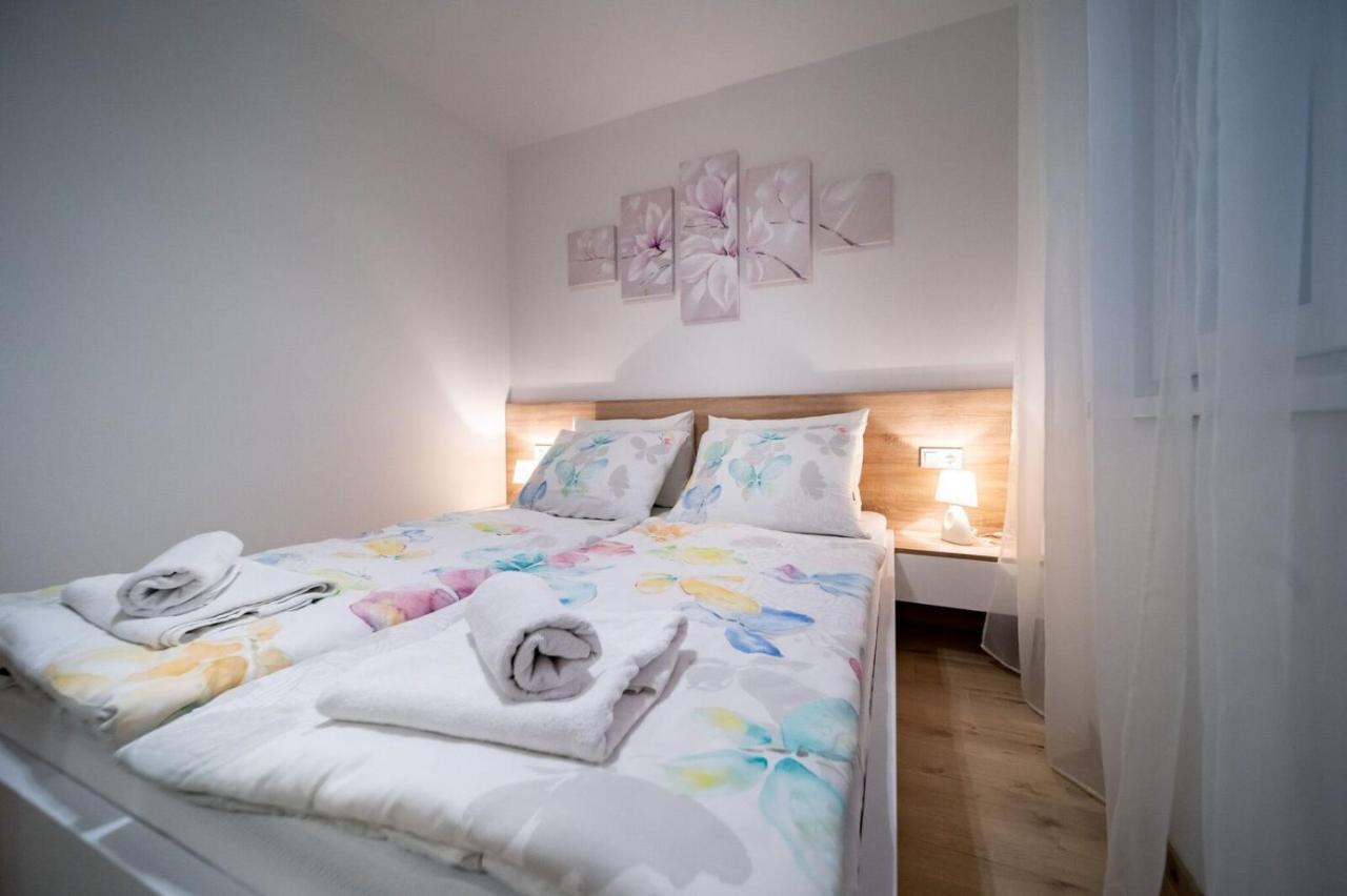 Apartment Arbis Lopar